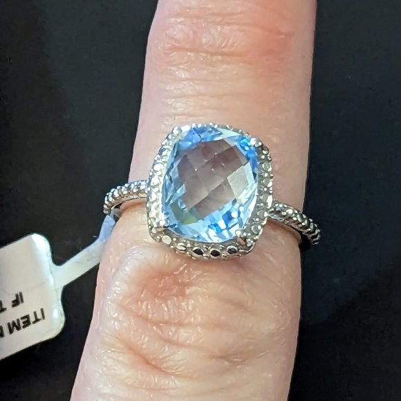 Pastel Blue sky blue topaz Cushion Cut ring - Picture 1 of 5